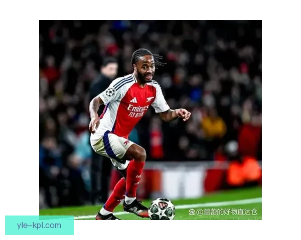 斯特林周一告别蓝军迪萨西离队