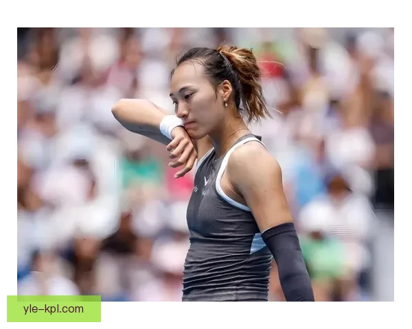 张帅出局郑钦文独苗萨巴退赛遭侃