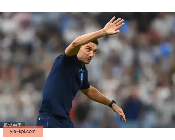 斯卡洛尼拟双人夹防亚马尔战术